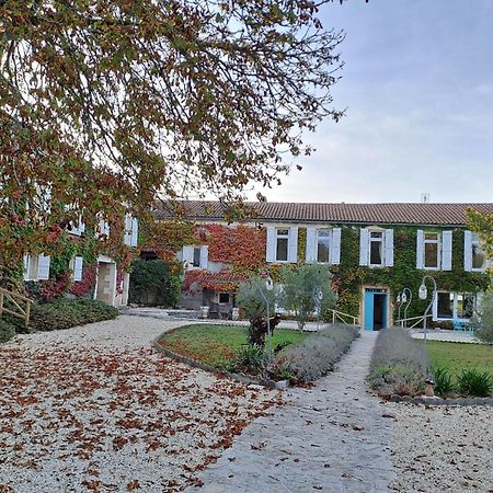 Logis Hotels Domaine Du Chatelard Dirac Exterior foto
