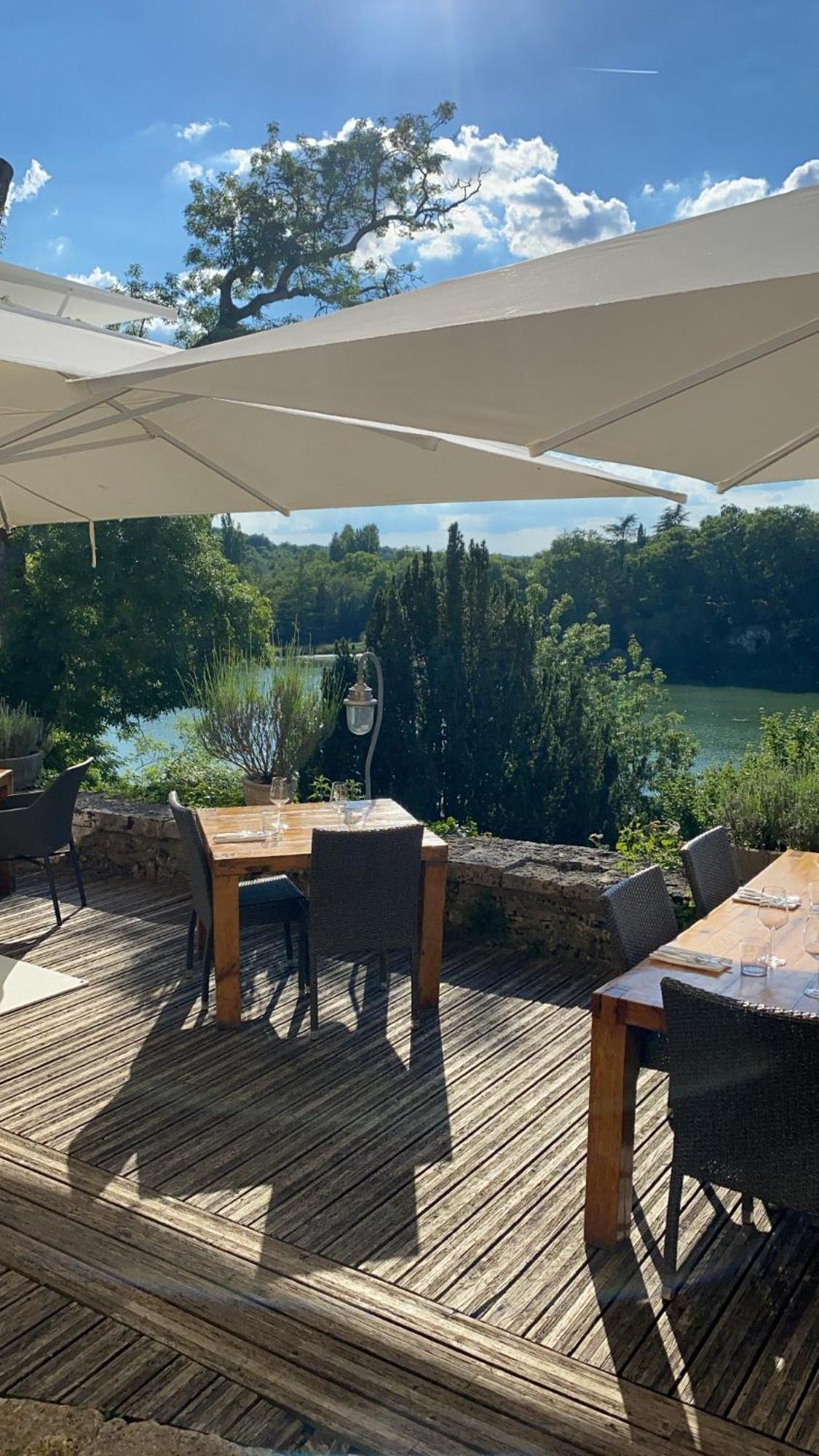 Logis Hotels Domaine Du Chatelard Dirac Exterior foto