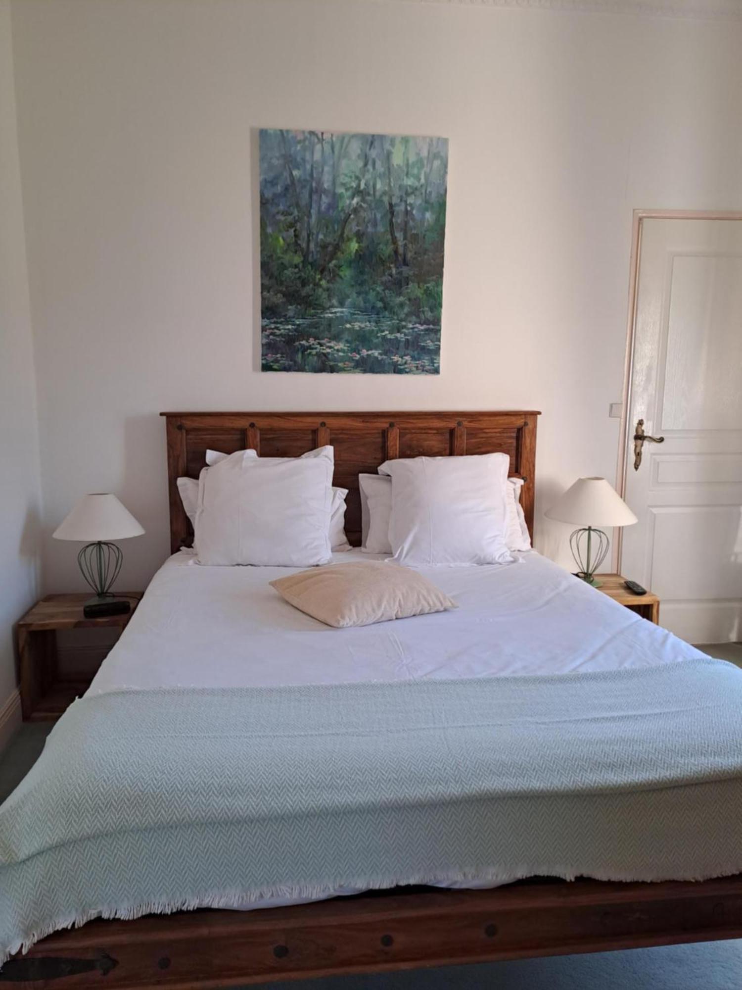Logis Hotels Domaine Du Chatelard Dirac Exterior foto
