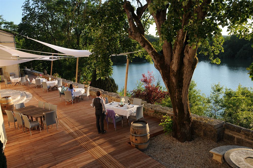 Logis Hotels Domaine Du Chatelard Dirac Exterior foto